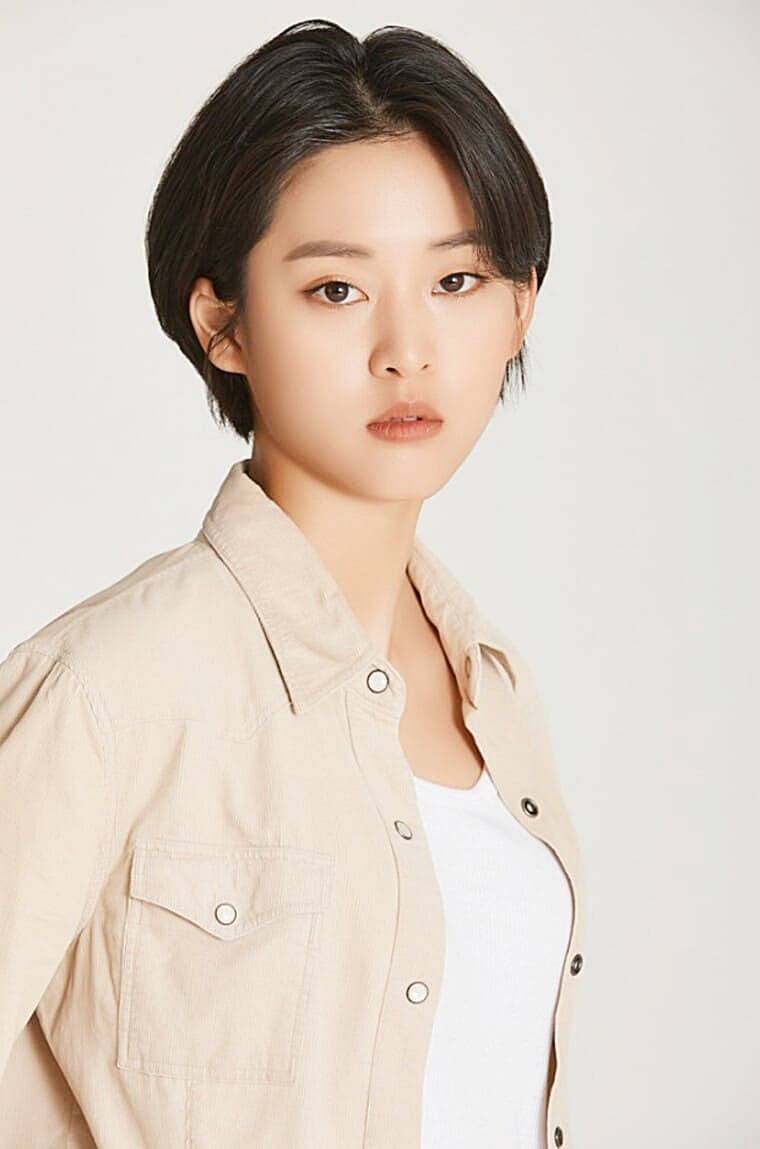 배우-이연