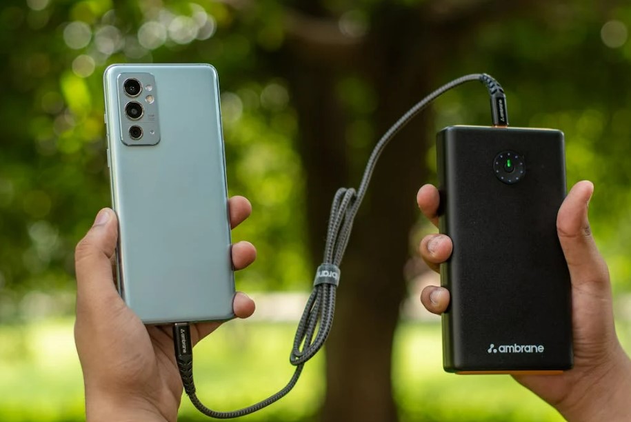 보조배터리 충전 속도 높이는 팁