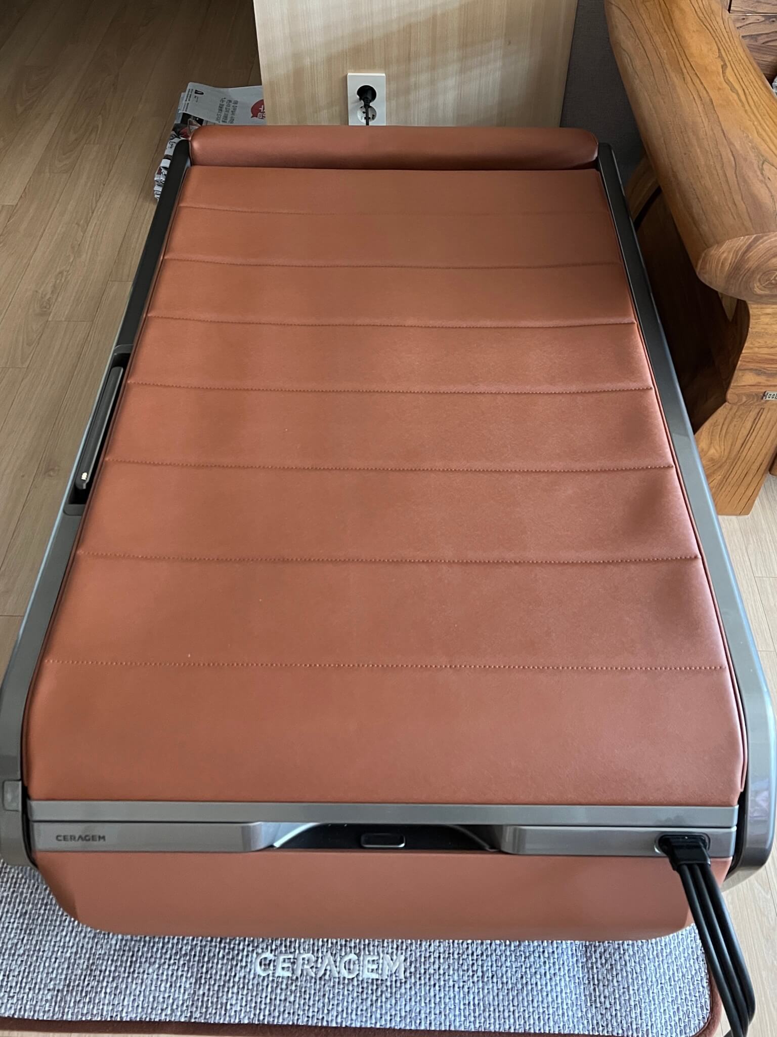 세라젬 이지 슬라이딩을 통해 닫아놓았을 때의 모습