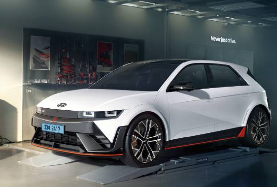 아틀라스 화이트 매트(색상 코드 : WAM)