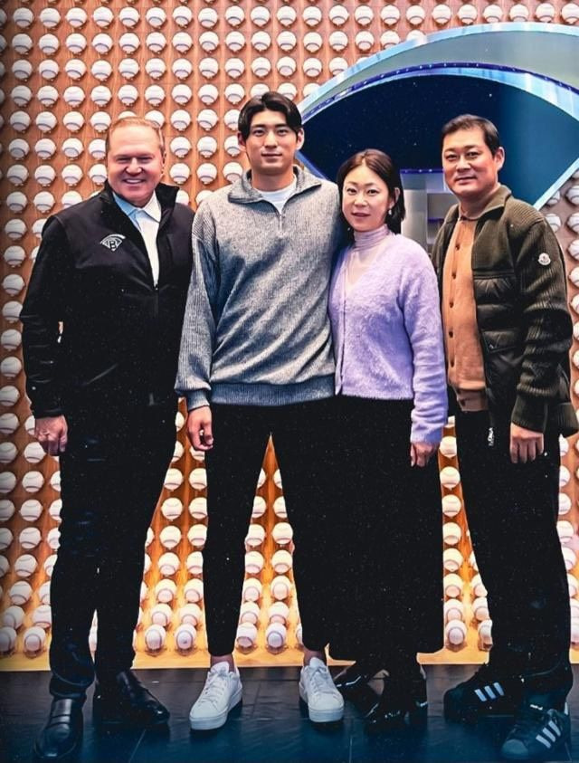 이정후 나이 프로필 학력 고향 가족 기록 연봉 300억의 가치: 타율 0.404 미친 반등 비결 총정리