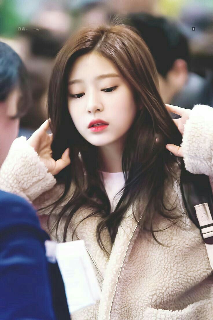 아이즈원 김민주 최애사진 아이즈원 김민주 최애사진