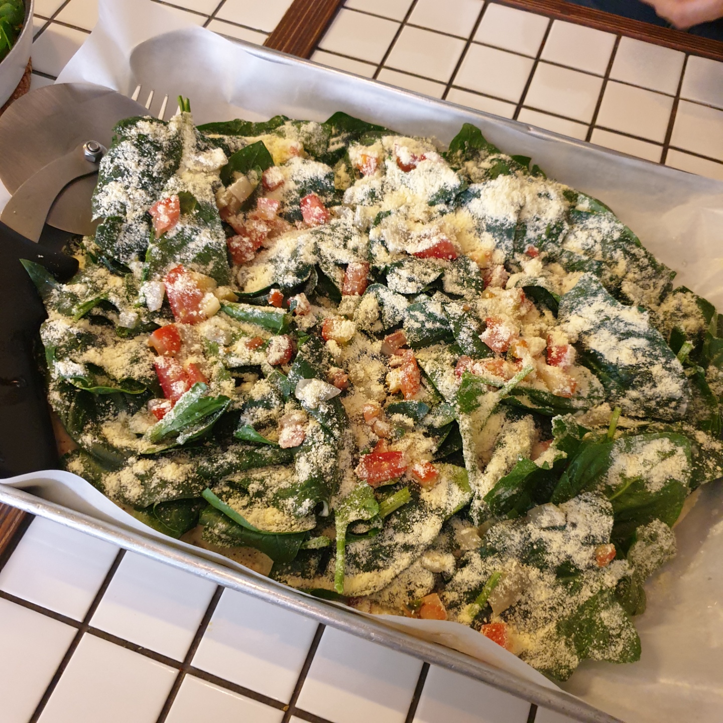 풀팬 시금치 플랫 브레드