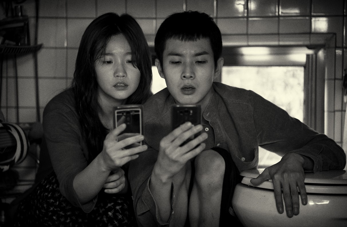 한국영화와 OTT 플랫폼의 관계 (넷플릭스, 티빙, 왓챠)