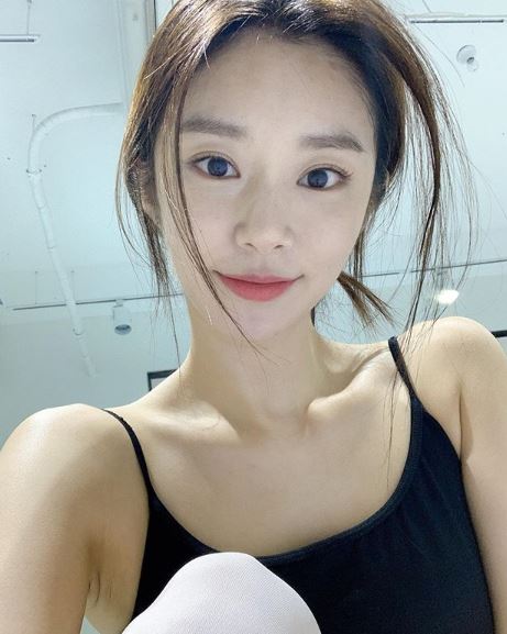 이주빈