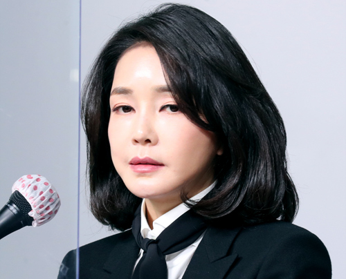 김건희