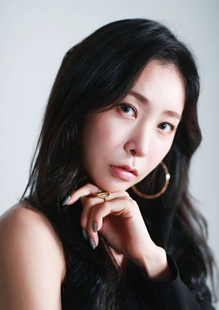 가수-허찬미