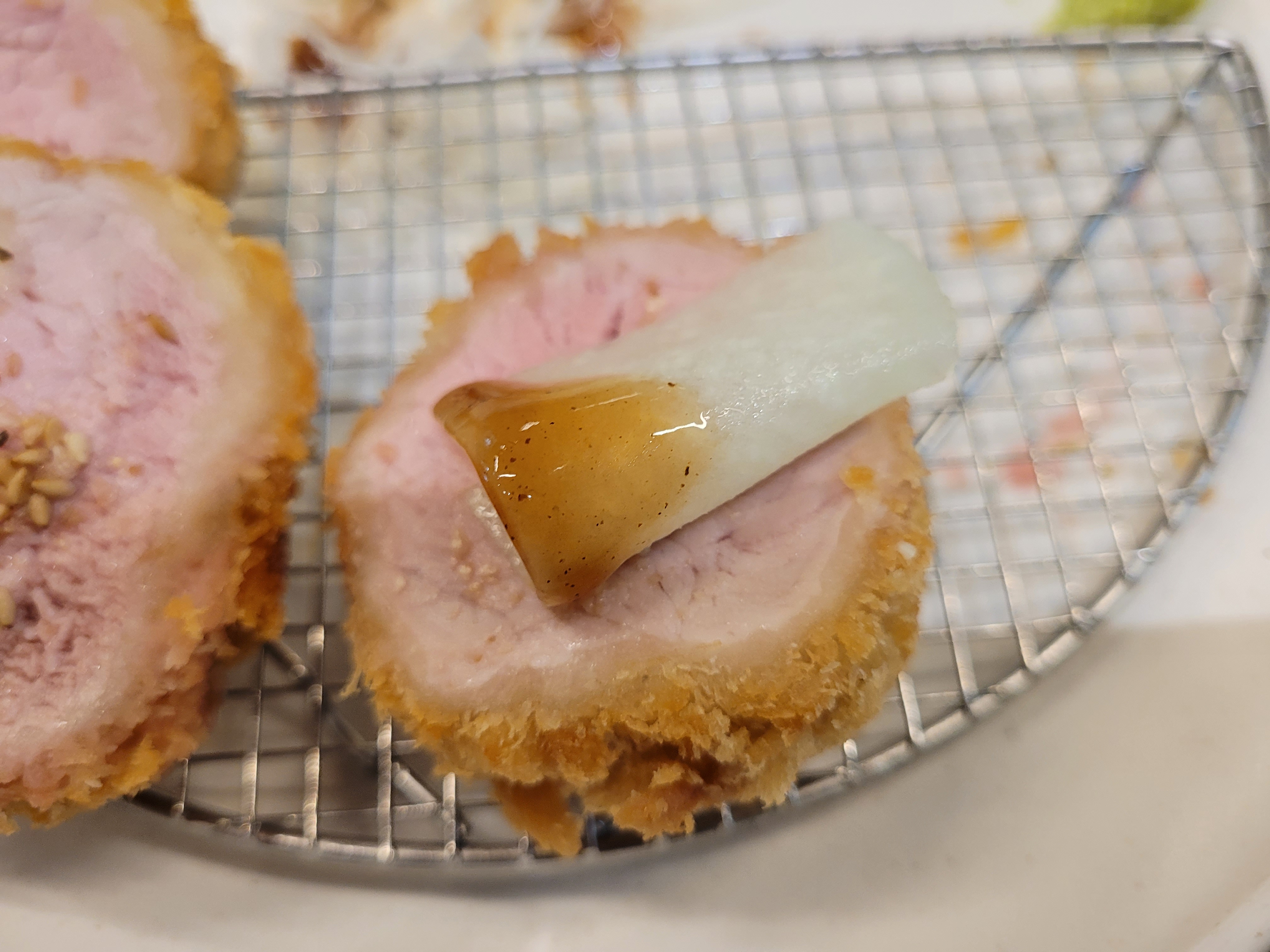 히레카츠와 소스