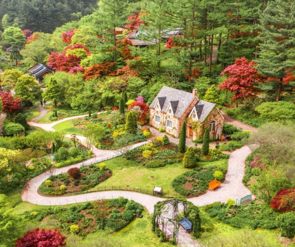 아침고요수목원