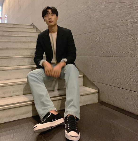 류준열 블레이저 코디