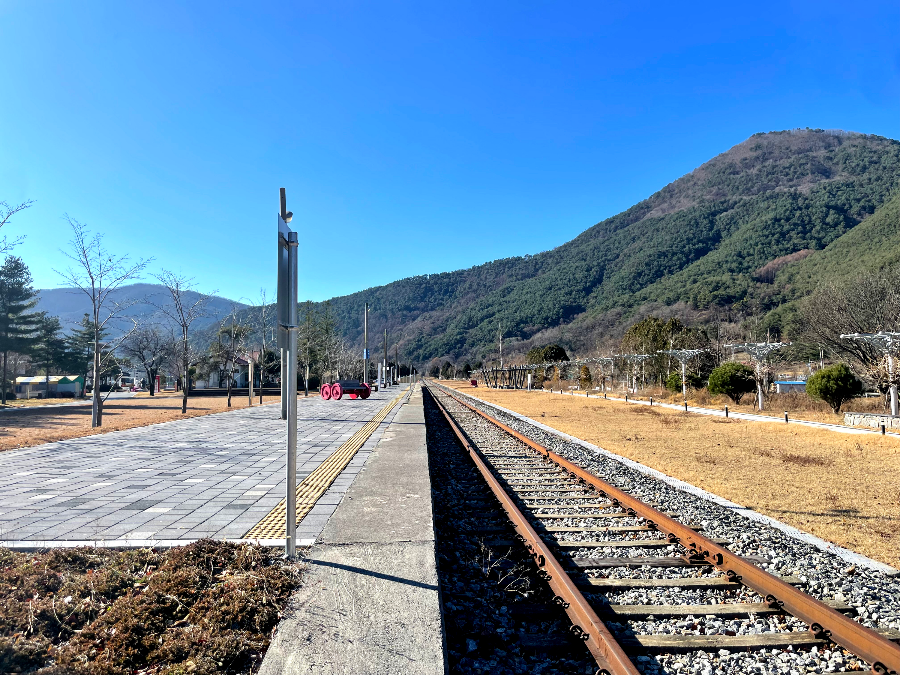 추운 겨울 정선 2박3일 여행 가볼만한 곳 03 - 나전역카페