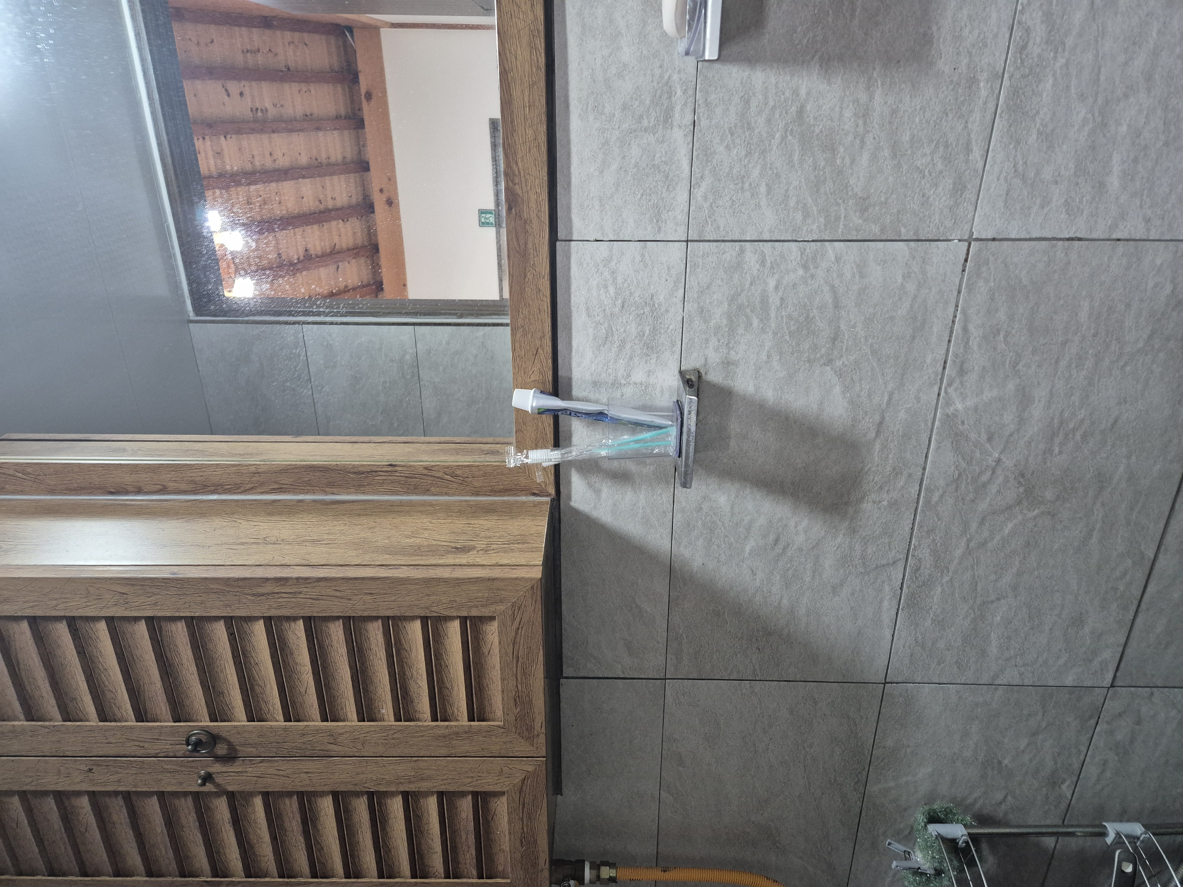 B시트 별채 화장실