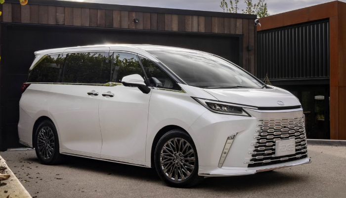 # 렉서스 LM 6인승 가격 제원 연비 2025