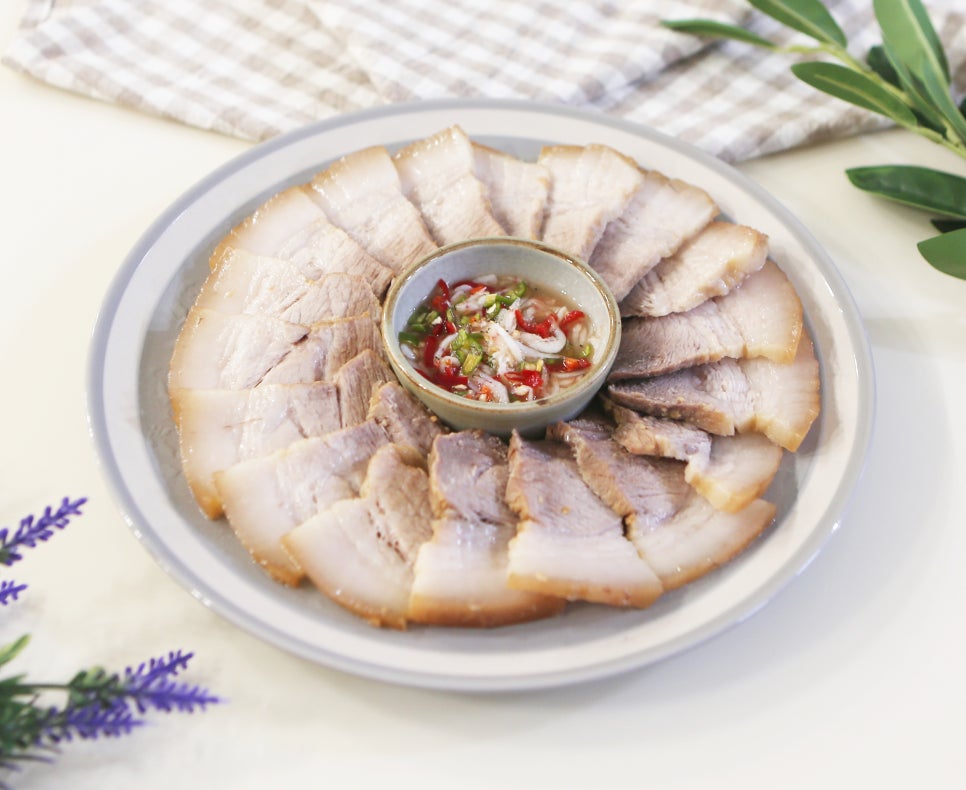 돼지고기 수육 삶는법