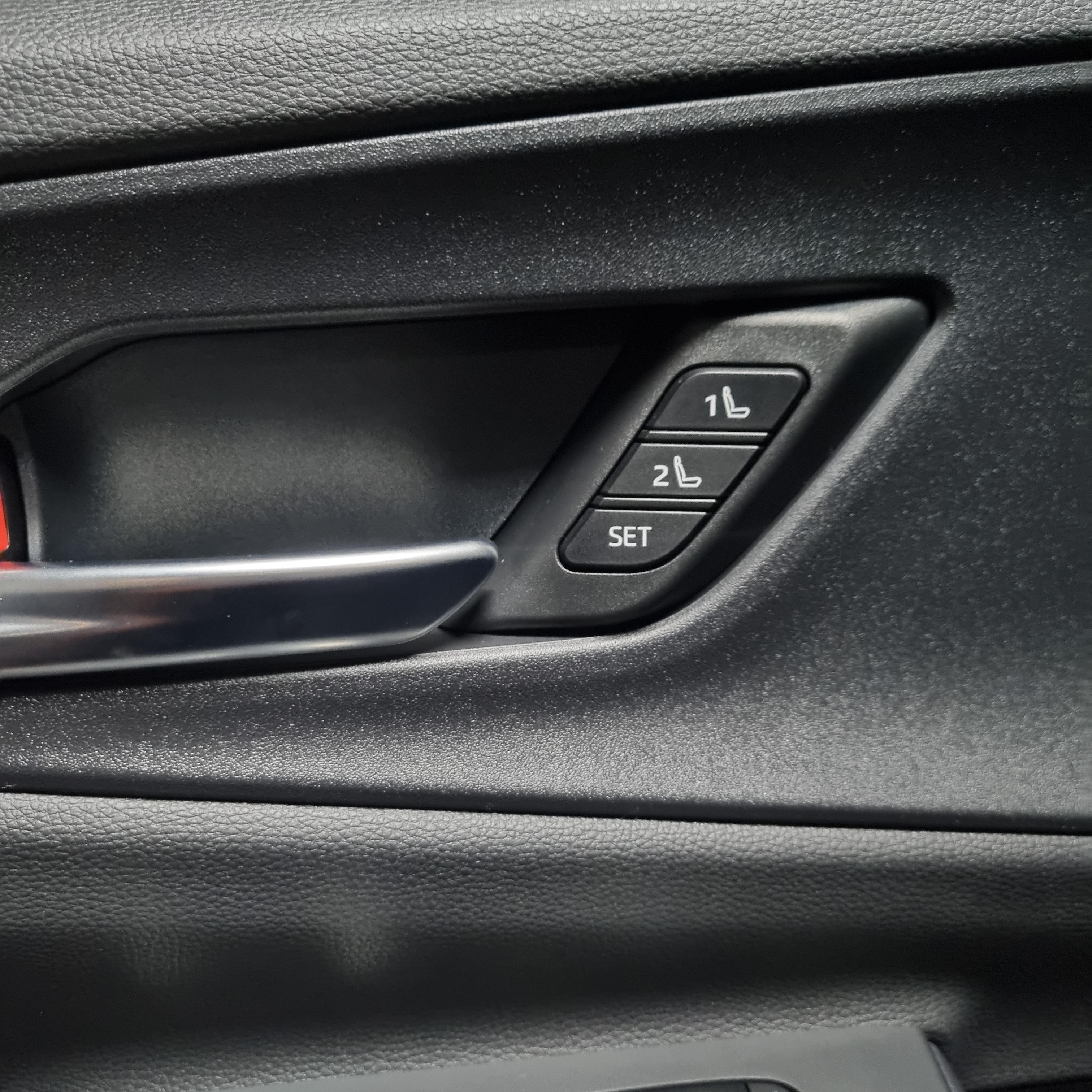 토요타-메모리-시트-버튼