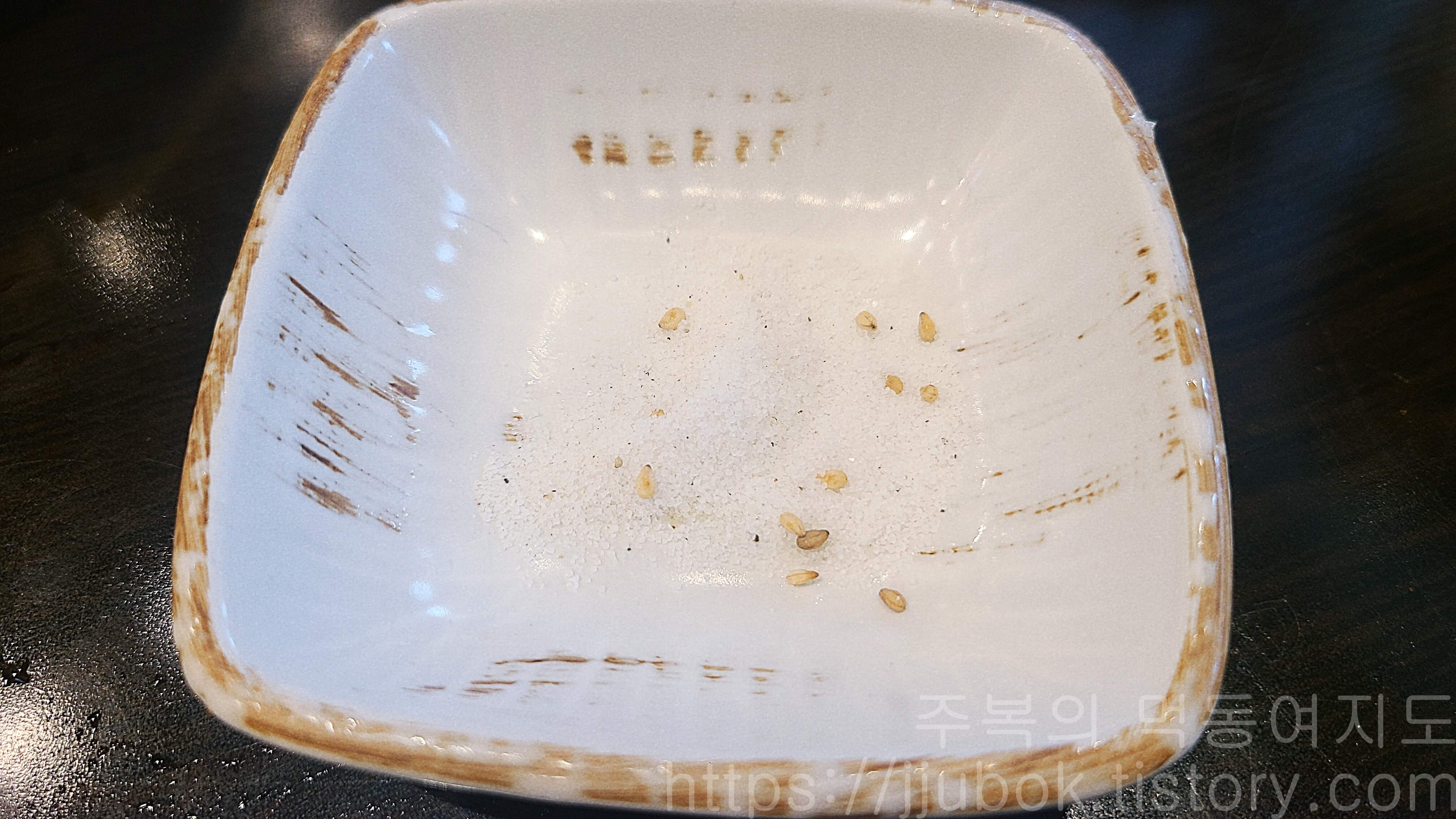 경복궁삼계탕-소금-2