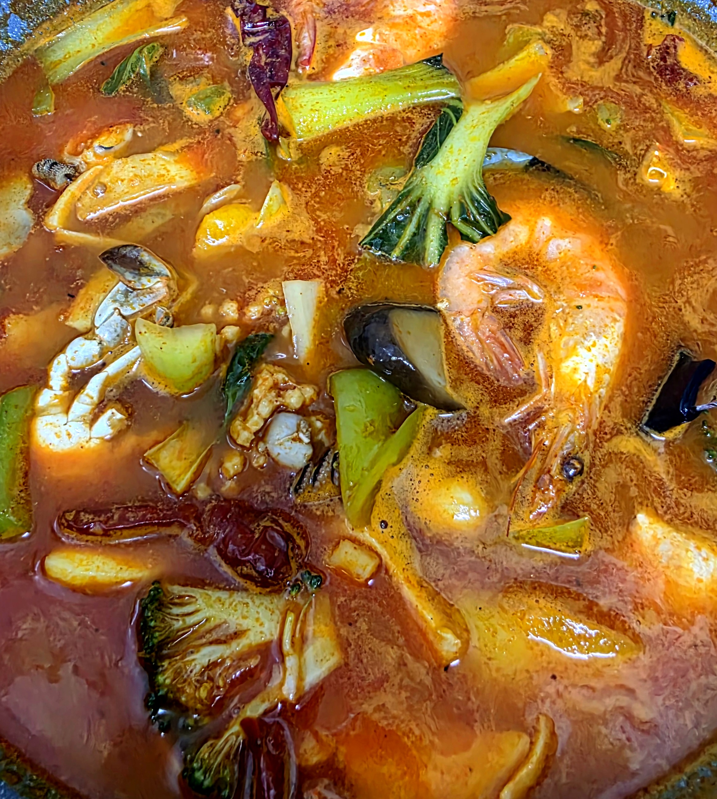 국물이-얼큰합니다.