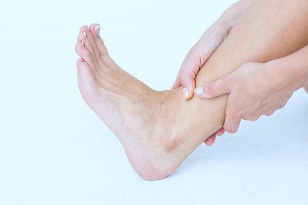 발목 접질렀을때 대처방법