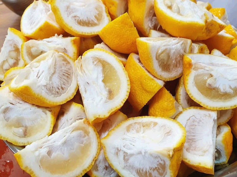 유자청으로 만드는 건강 레시피: 차, 디저트, 소스까지