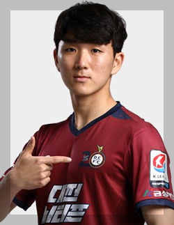 축구선수-황인범