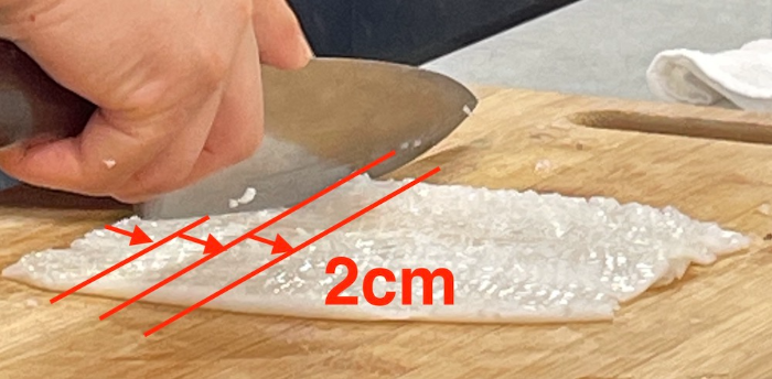 한식조리기능사 실기시험 준비 - 오징어볶음 - 폭 2cm