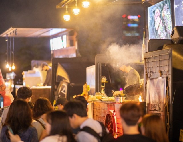 한강 달빛 야시장