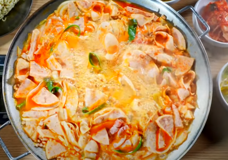 KBS 생생정보통 수제햄 부대찌개 맛집 소개27