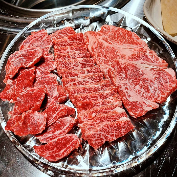 생방송투데이 용리단길 삼각지 투뿔 갈비살 채끝 살치살 맛집