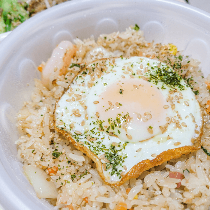 계란프라이_올라간_새우볶음밥