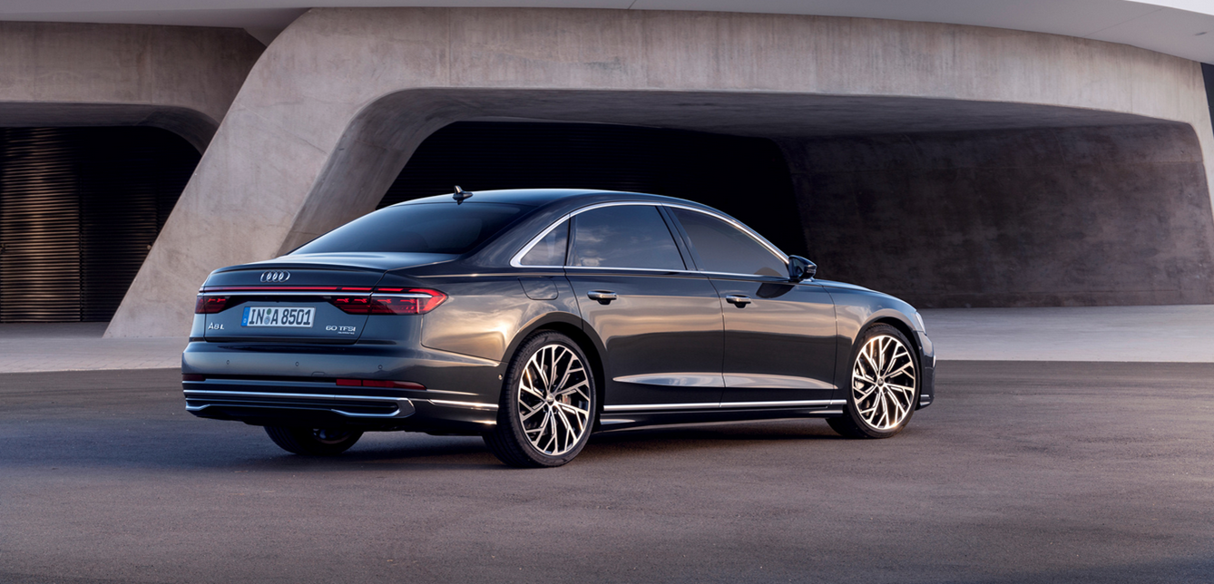 아우디 A8