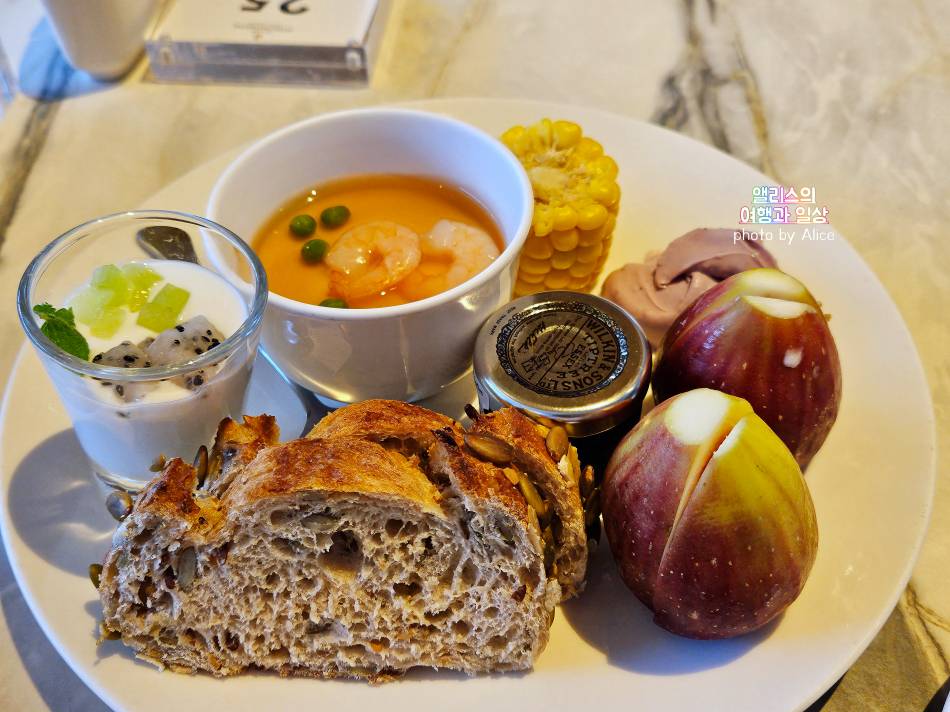 그랜드 인터컨티넨탈 서울 파르나스 호텔 조식 후기 그랜드 키친