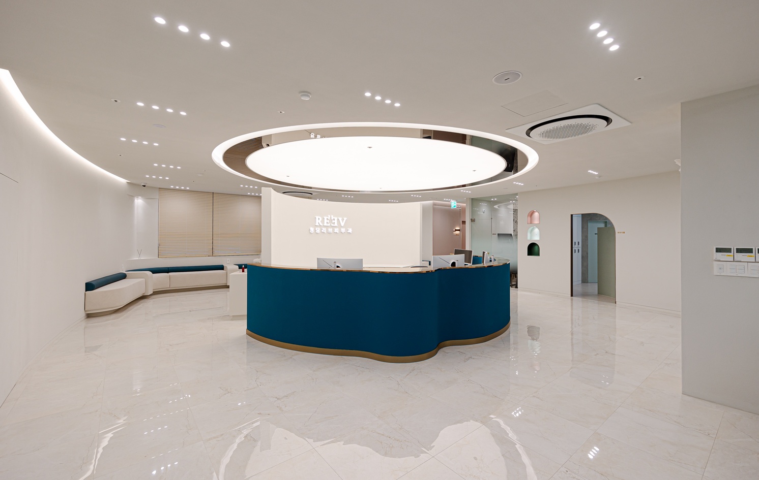 피부과로비인테리어