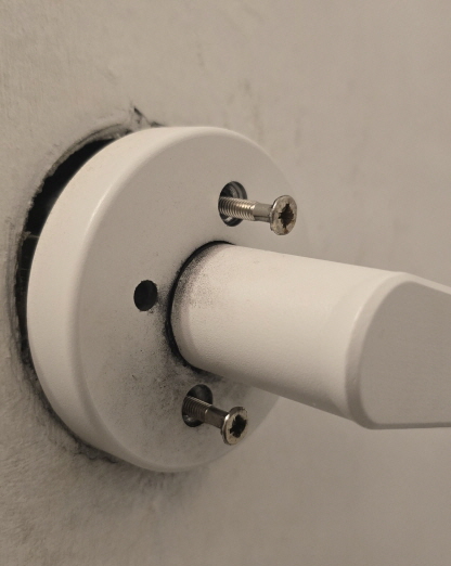 손잡이 나사분리