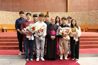 천주교 신앙성장을 위한 견진성사 의미와 2025년 견진성사 일정 안내_5