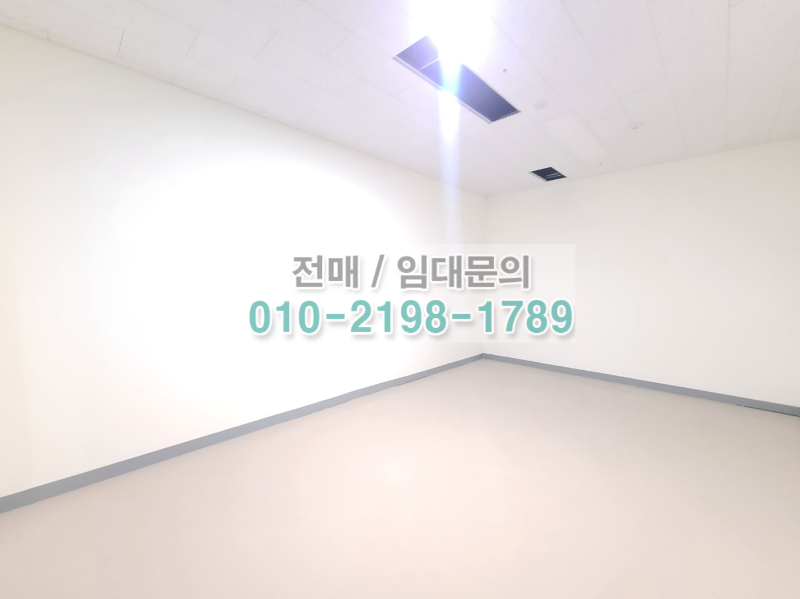 우성테크노파크 수원정자 지하창고 사진