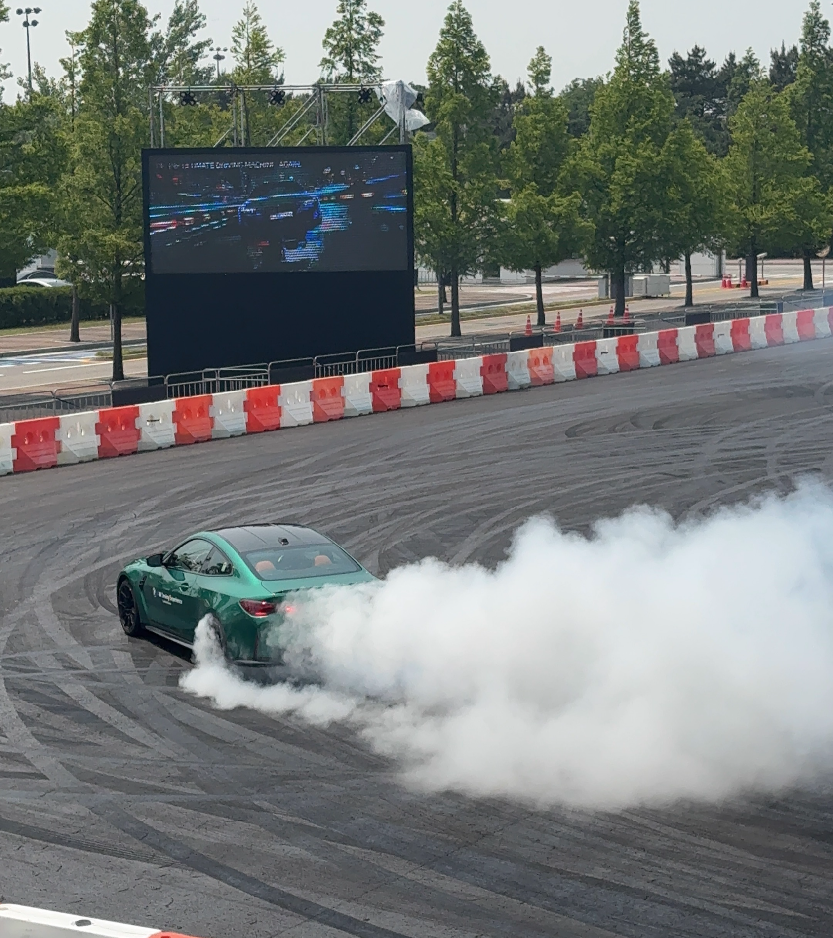 장마철 타이어 관리 어떻게 하고 계신가요?