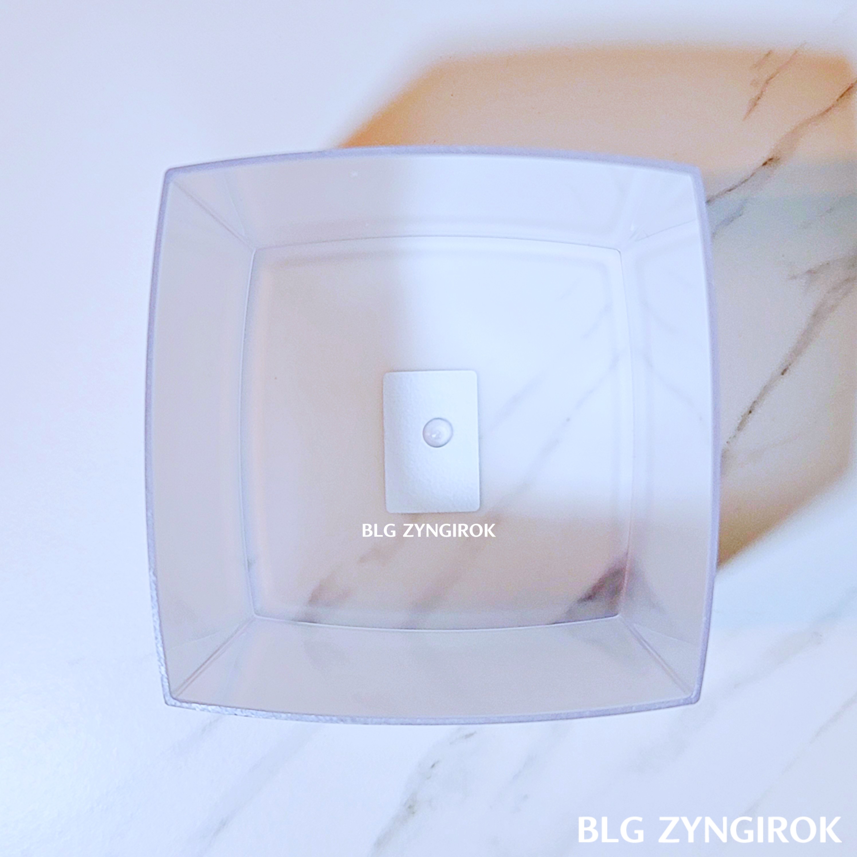 노브랜드 LED 듀얼 가습기 - 하부 통 모습이다.