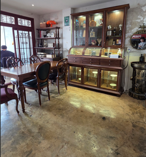 커비커피 2층 내부