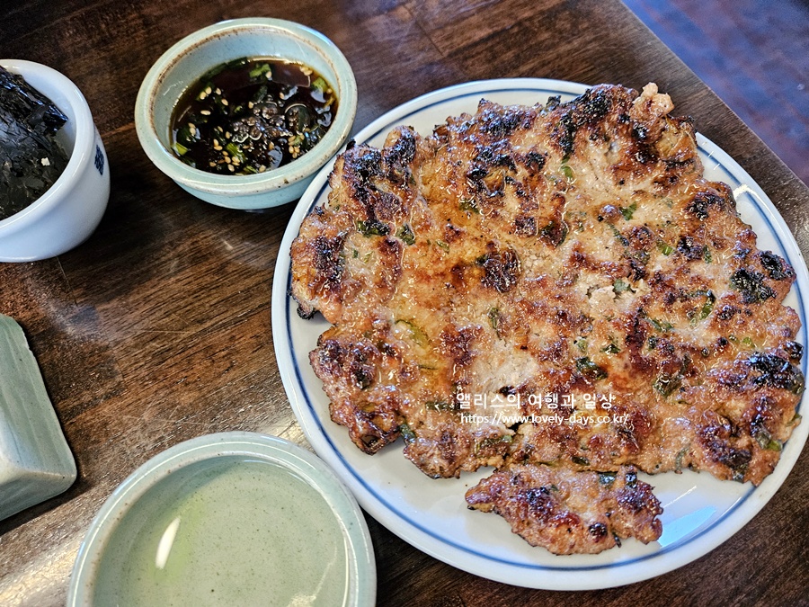 경주 황리단길 밥집 향택 가정식 덮밥 요리 메뉴 가격 후기