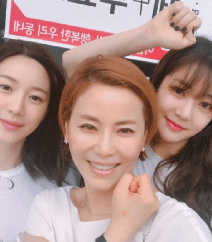 견미리-이다인-이유비-선거인증-사진