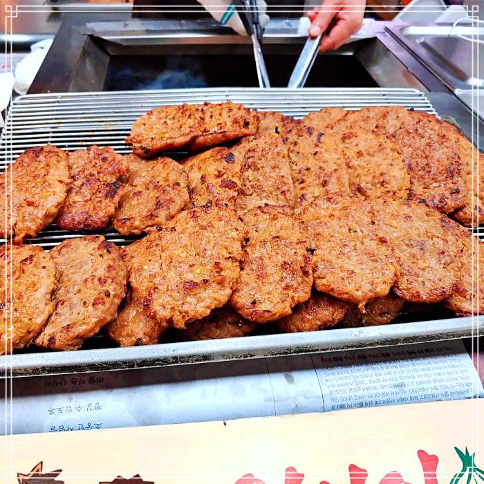 가볼만한 곳, 충북 단양 맛집 밀키트, 전국 택배 주문 가능, 숯불 직화 마늘떡갈비