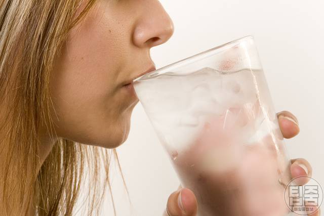 입안 데었을때 뜨거운거 입천장 얼음물