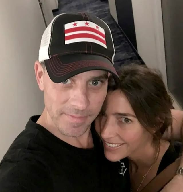 바이든 일가, 중국 회사로부터 뇌물수수 공개 충격!...조기 하야 할지도 VIDEO: EXCLUSIVE: Hallie Biden revealed as &lsquo;new&rsquo; Biden family member who got China cash | New York Post