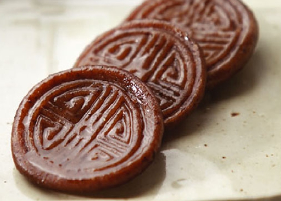 한국의 떡 종류 도토리떡