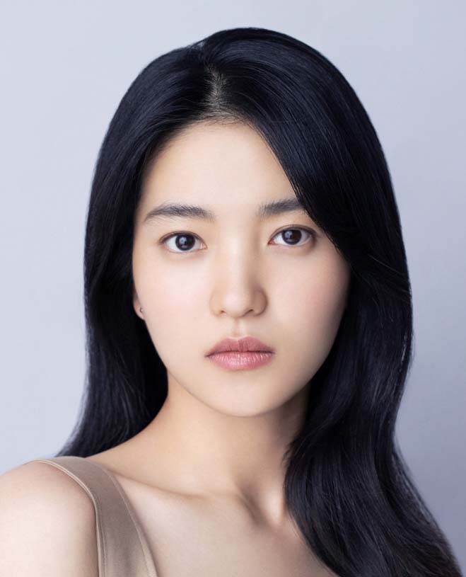 배욱-김태리-사진