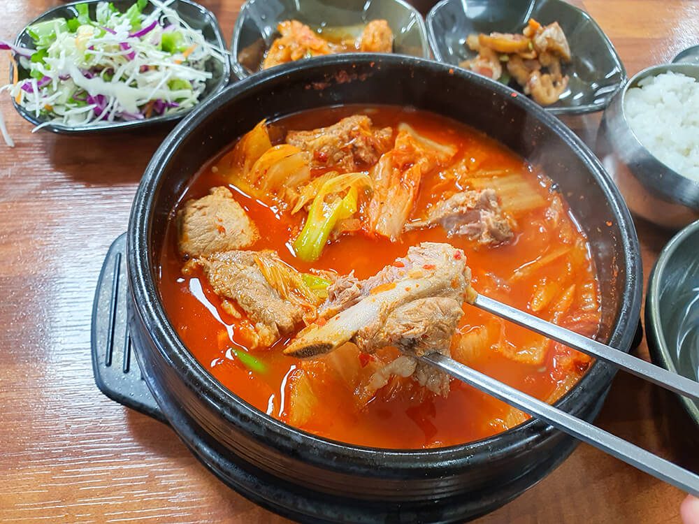 돈갈비김치찜