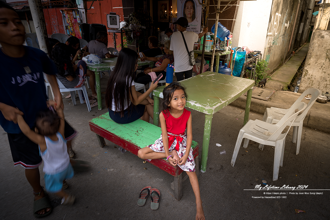 필리핀 세부 필리피노 사람들 거리 골목 시장