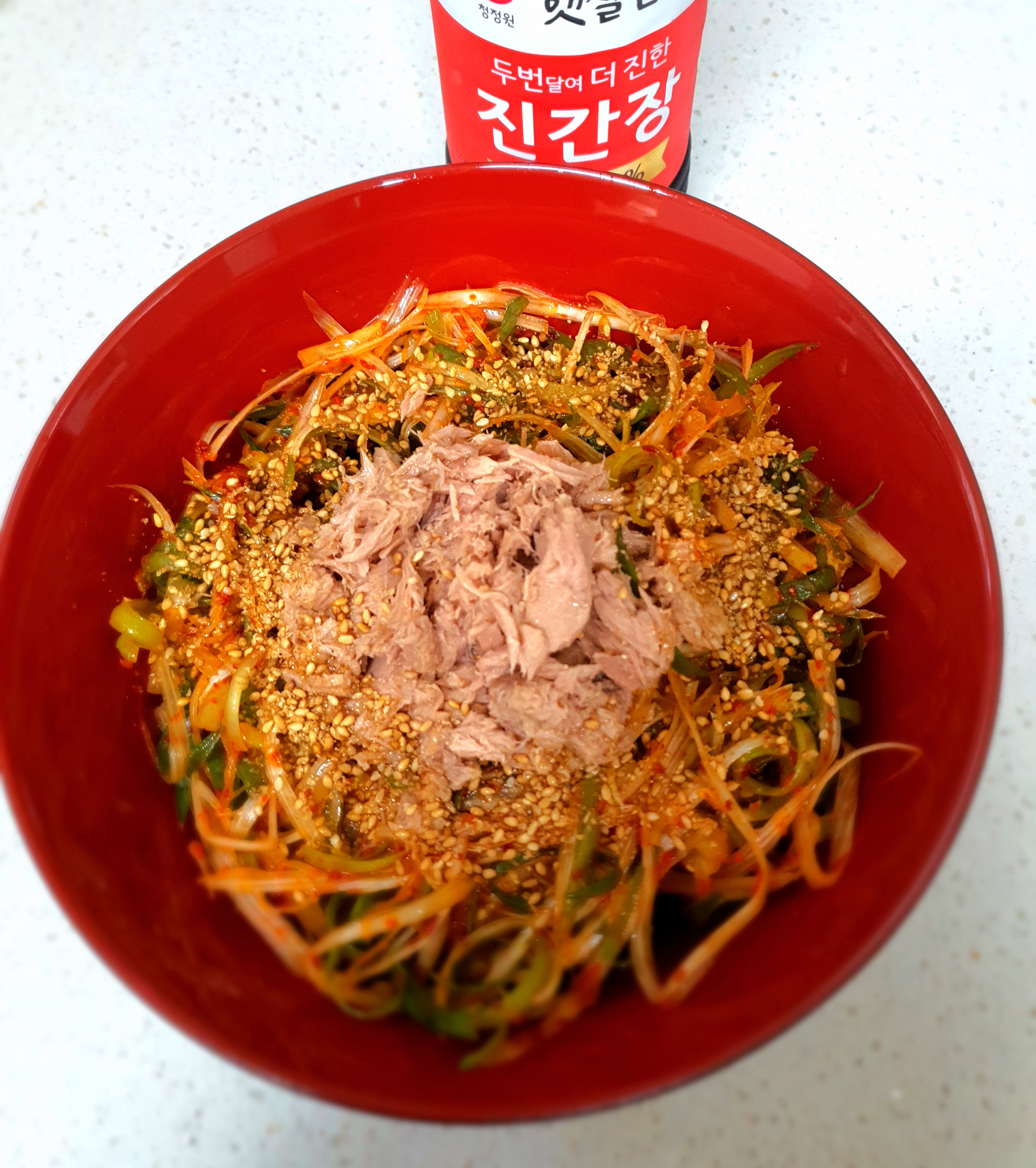 참치를-취향껏-올립니다.