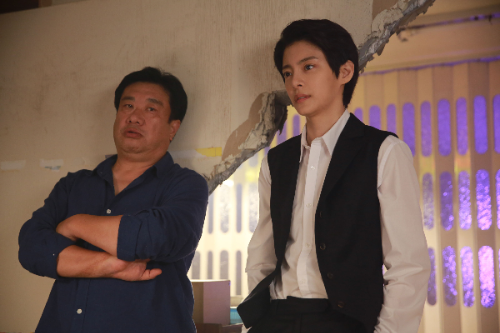 오자와-정혜인-여타짜