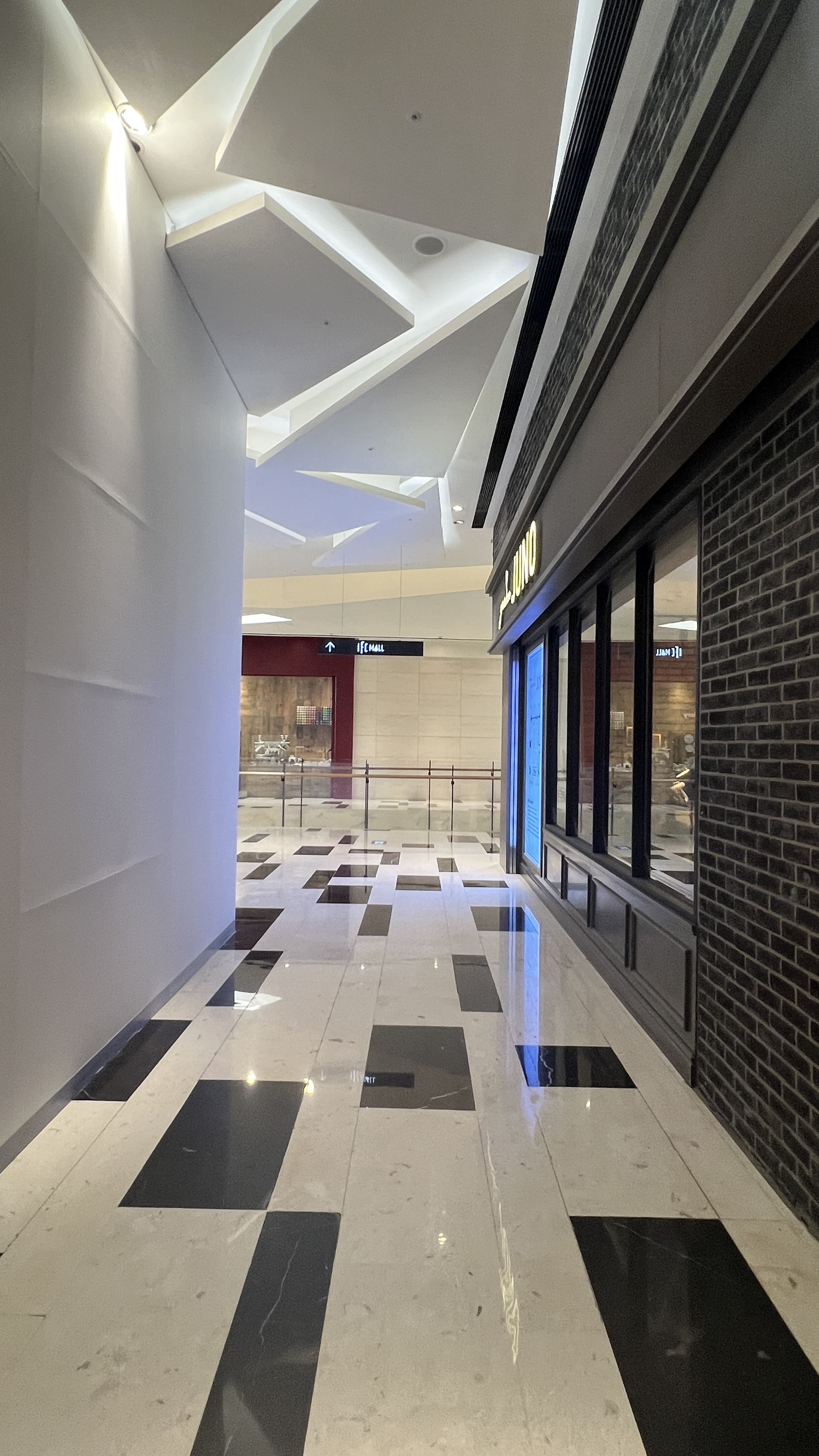 콘래드서울호텔-IFC몰